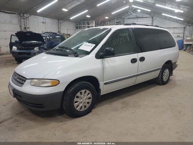 2000 Chrysler Grand Voyager მანქანა იყიდება აუქციონზე, vin: 2C4GJ24G4YR717100, აუქციონის ნომერი: 44859878