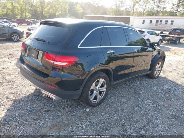 44859966 :رقم المزاد ، WDC0G4JB4HV005696 vin ، 2017 Mercedes-benz Glc 300 مزاد بيع