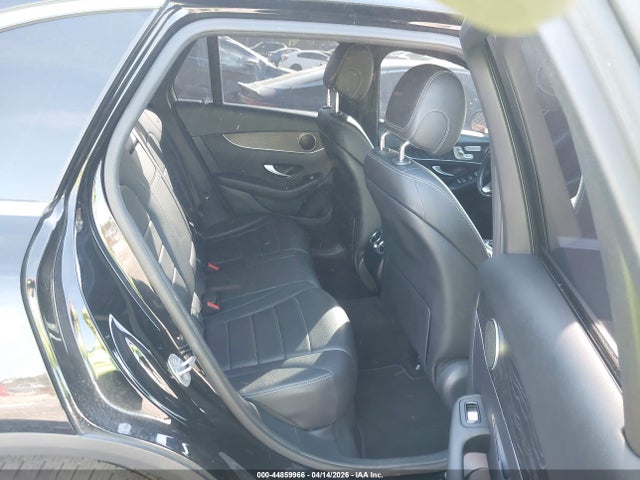 44859966 :رقم المزاد ، WDC0G4JB4HV005696 vin ، 2017 Mercedes-benz Glc 300 مزاد بيع