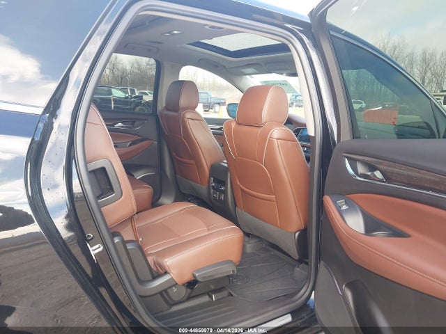 44859979 :رقم المزاد ، 5GAEVCKW9MJ215601 vin ، 2021 Buick Enclave Awd Avenir مزاد بيع