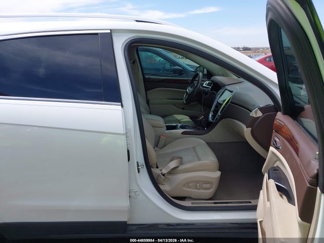 Продажа на аукционе авто 2015 Cadillac Srx Luxury Collection, vin: 3GYFNBE32FS558891, номер лота: 44859984
