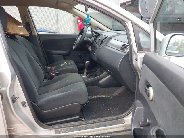 2011 NISSAN VERSA 3N1BC1CP2BL465872 Photo 4