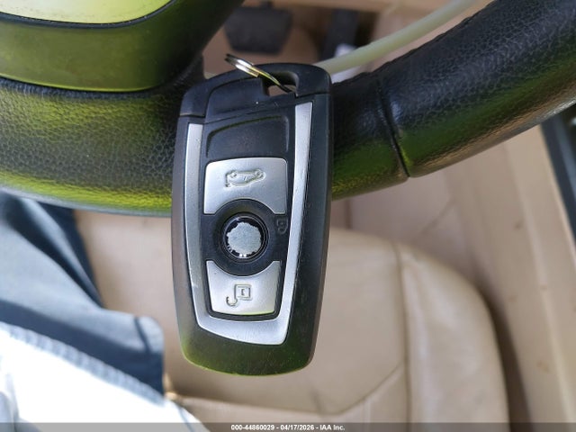 2014 Bmw 328i მანქანა იყიდება აუქციონზე, vin: WBA3A5C53EJ465594, აუქციონის ნომერი: 44860029