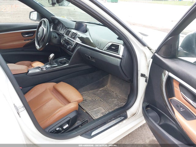 44860046 :رقم المزاد ، WBA8E3G56GNU03126 vin ، 2016 Bmw 328i Xdrive مزاد بيع