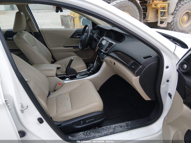 44860047 :رقم المزاد ، 1HGCR3F88GA004191 vin ، 2016 Honda Accord Ex-l V-6 مزاد بيع