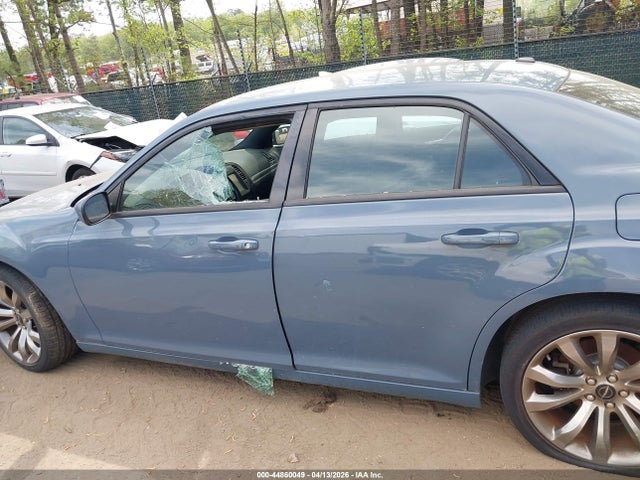 2014 Chrysler 300 300s მანქანა იყიდება აუქციონზე, vin: 2C3CCABG5EH373109, აუქციონის ნომერი: 44860049