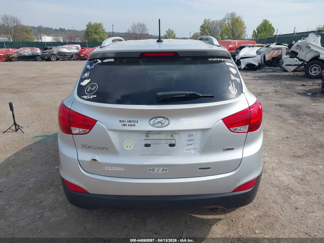 Hyundai TUCSON SE 2014 KM8JUCAG1EU912153 Image 16