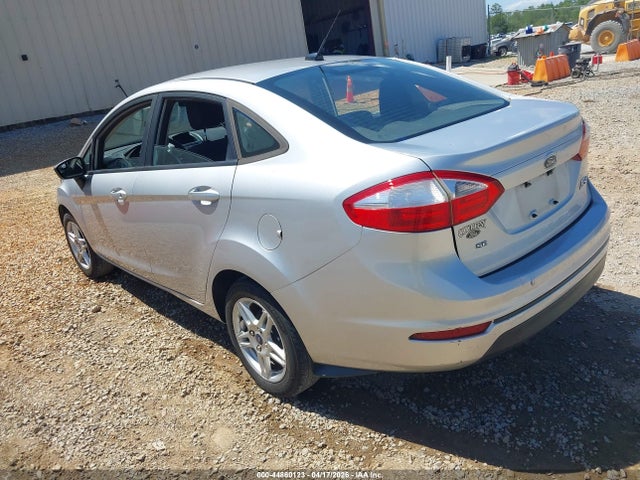 Ford FIESTA SE 2018 3FADP4BJ0JM138457 Image 3