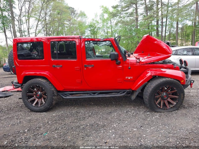 44860124 :رقم المزاد ، 1C4BJWEG1HL684761 vin ، 2017 Jeep Wrangler Unlimited Sahara 4x4 مزاد بيع