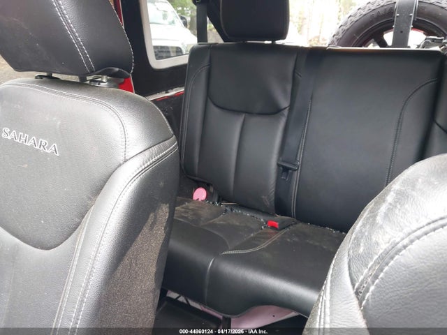 44860124 :رقم المزاد ، 1C4BJWEG1HL684761 vin ، 2017 Jeep Wrangler Unlimited Sahara 4x4 مزاد بيع