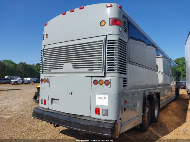 44860147 :رقم المزاد ، 1M8PDMPA87P057882 vin ، 2007 Motor Coach Industries Transit Bus مزاد بيع