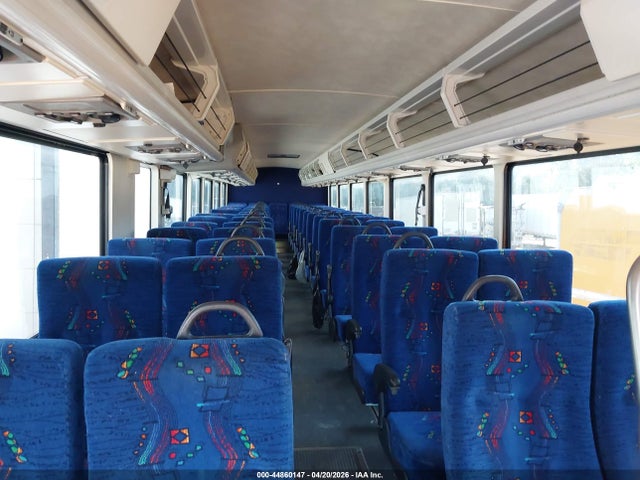 44860147 :رقم المزاد ، 1M8PDMPA87P057882 vin ، 2007 Motor Coach Industries Transit Bus مزاد بيع