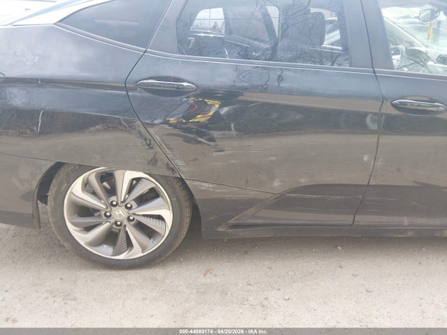 Продажа на аукционе авто 2018 Honda Clarity Plug-in Hybrid Touring, vin: JHMZC5F38JC017222, номер лота: 44860174