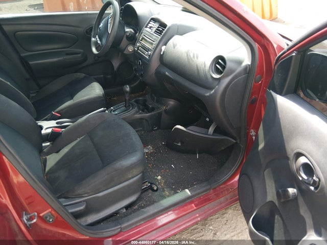 3N1CN7APXJL825733 Nissan Versa 1.6 S+