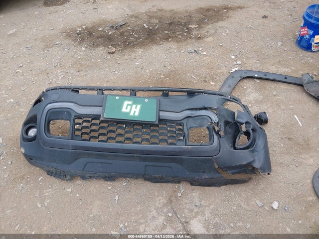 44860189 :رقم المزاد ، ZACCJBCT8FPC46292 vin ، 2015 Jeep Renegade Trailhawk مزاد بيع