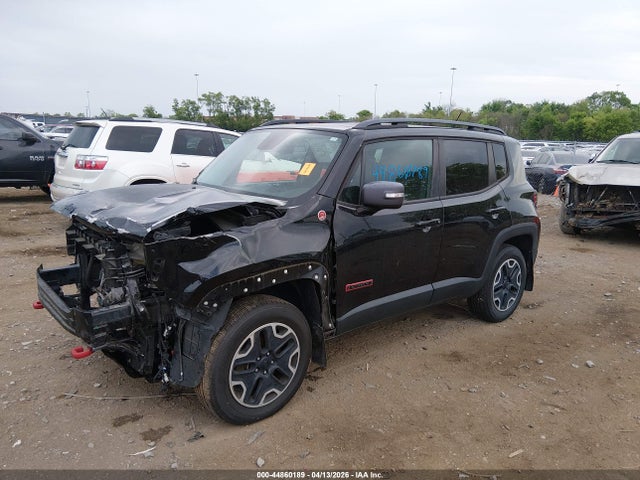 44860189 :رقم المزاد ، ZACCJBCT8FPC46292 vin ، 2015 Jeep Renegade Trailhawk مزاد بيع