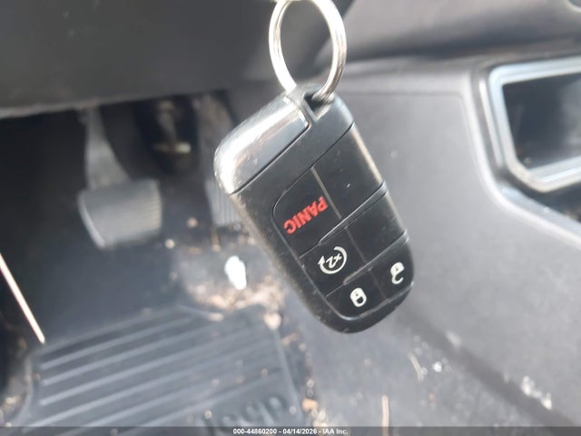 2020 Jeep Renegade Jeepster Fwd მანქანა იყიდება აუქციონზე, vin: ZACNJAABXLPL94353, აუქციონის ნომერი: 44860200