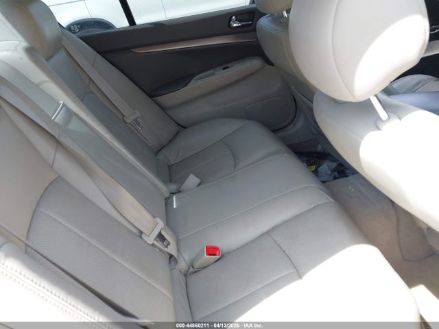 44860211 :رقم المزاد ، JN1DV6APXBM600931 vin ، 2011 Infiniti G25 Journey مزاد بيع