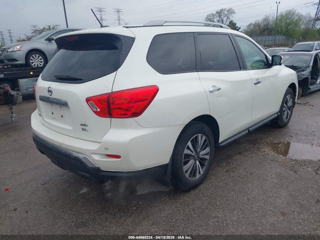 5N1DR2MM8HC668506 Nissan Pathfinder Sl