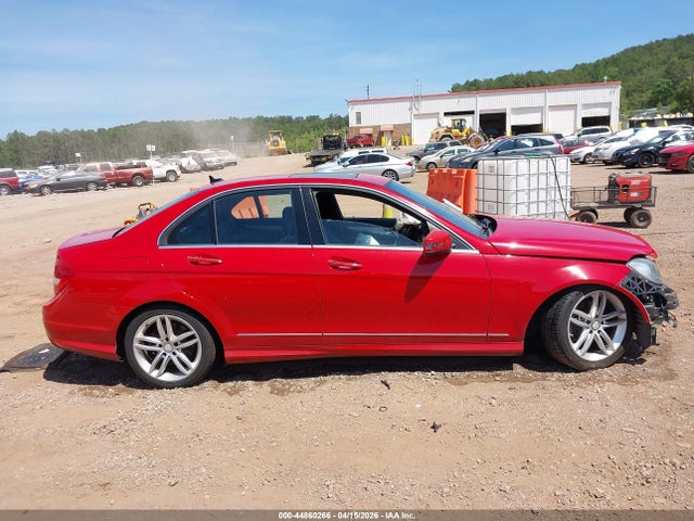 44860266 :رقم المزاد ، WDDGF4HB1DR251952 vin ، 2013 Mercedes-benz C 250 Sport مزاد بيع