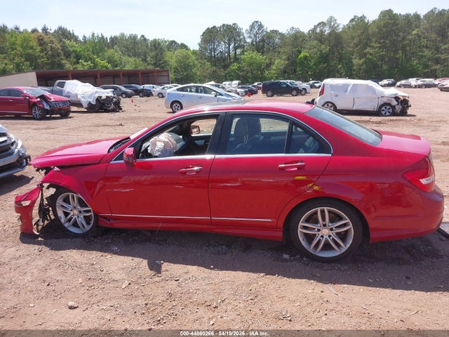 44860266 :رقم المزاد ، WDDGF4HB1DR251952 vin ، 2013 Mercedes-benz C 250 Sport مزاد بيع