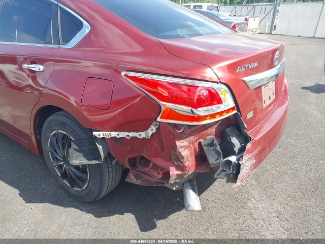 Nissan Altima 2.5 S 2014 1N4AL3AP9EC149947 Image 6