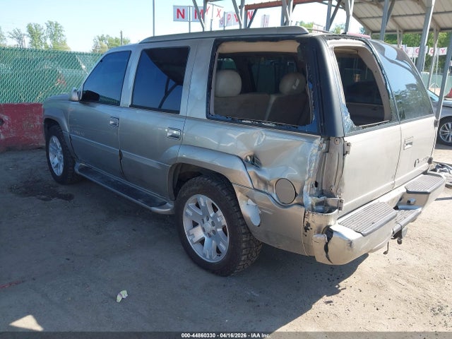 Продаж на аукціоні авто 2000 Cadillac Escalade Standard, vin: 1GYEK13R1YR131911, номер лоту: 44860330