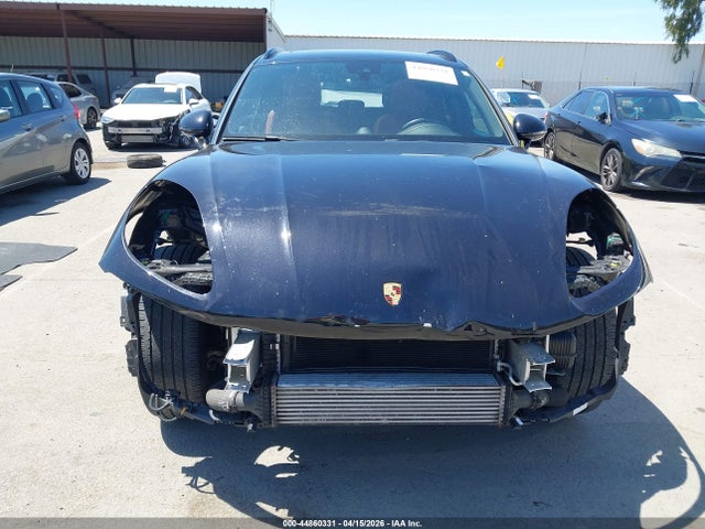 Porsche Macan T 2023 WP1AA2A58PLB00099 Image 13
