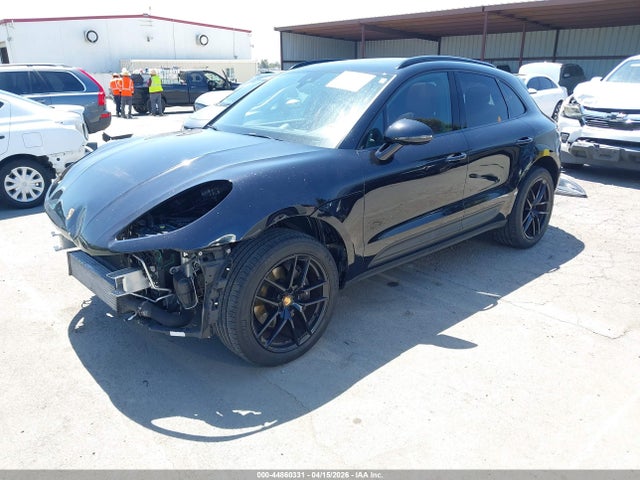 Porsche Macan T 2023 WP1AA2A58PLB00099 Image 2