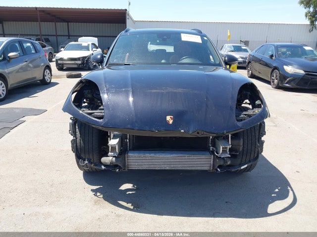 Porsche Macan T 2023 WP1AA2A58PLB00099 Image 6