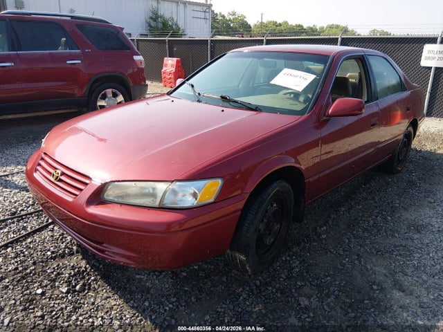 44860356 :رقم المزاد ، 4T1BF22KXVU024691 vin ، 1997 Toyota Camry Le V6 مزاد بيع