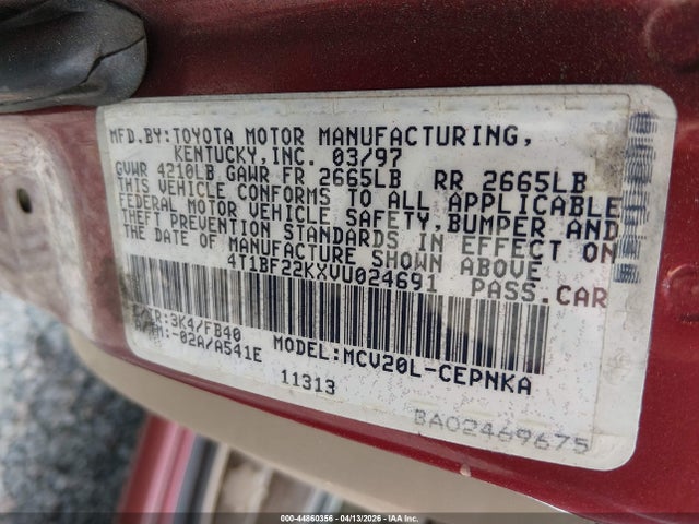 44860356 :رقم المزاد ، 4T1BF22KXVU024691 vin ، 1997 Toyota Camry Le V6 مزاد بيع