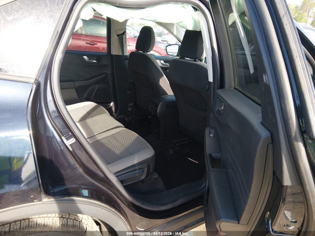 44860358 :رقم المزاد ، 1FMCU0G6XMUA99299 vin ، 2021 Ford Escape Se مزاد بيع