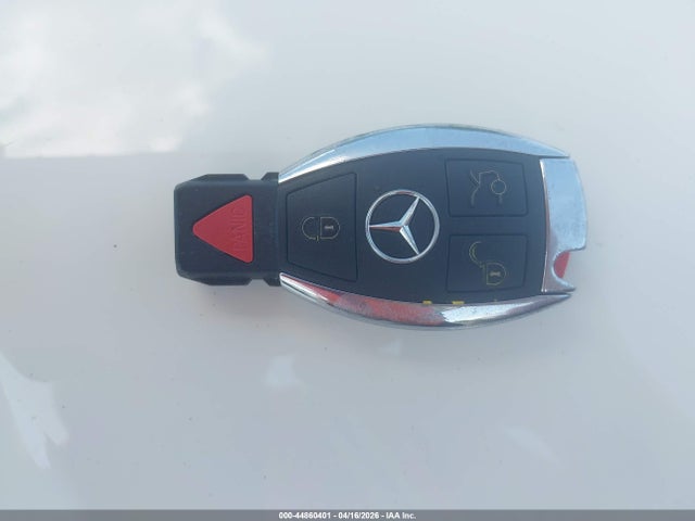 44860401 :رقم المزاد ، WDBRF61J53F307700 vin ، 2003 Mercedes-benz C 240 مزاد بيع
