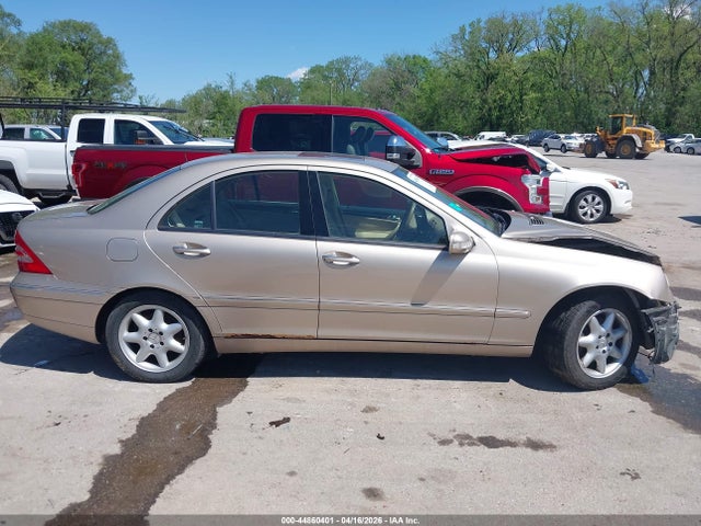 44860401 :رقم المزاد ، WDBRF61J53F307700 vin ، 2003 Mercedes-benz C 240 مزاد بيع