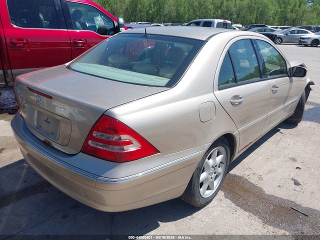 44860401 :رقم المزاد ، WDBRF61J53F307700 vin ، 2003 Mercedes-benz C 240 مزاد بيع