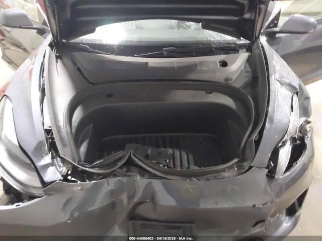 2023 Tesla Model 3 Long Range Dual Motor All-wheel Drive მანქანა იყიდება აუქციონზე, vin: 5YJ3E1EB6PF637162, აუქციონის ნომერი: 44860402
