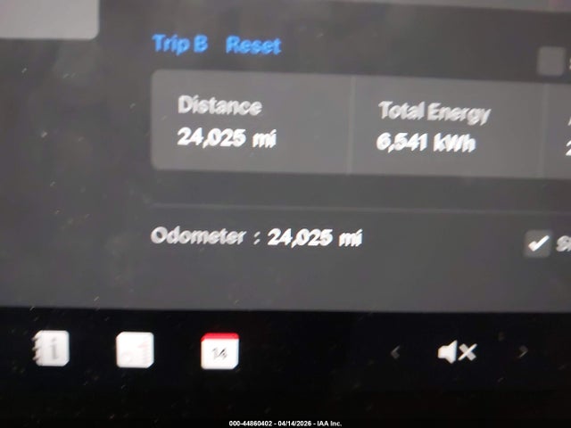 2023 Tesla Model 3 Long Range Dual Motor All-wheel Drive მანქანა იყიდება აუქციონზე, vin: 5YJ3E1EB6PF637162, აუქციონის ნომერი: 44860402
