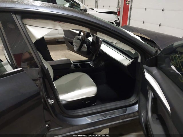 2023 Tesla Model 3 Long Range Dual Motor All-wheel Drive მანქანა იყიდება აუქციონზე, vin: 5YJ3E1EB6PF637162, აუქციონის ნომერი: 44860402