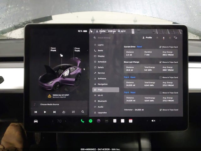 2023 Tesla Model 3 Long Range Dual Motor All-wheel Drive მანქანა იყიდება აუქციონზე, vin: 5YJ3E1EB6PF637162, აუქციონის ნომერი: 44860402