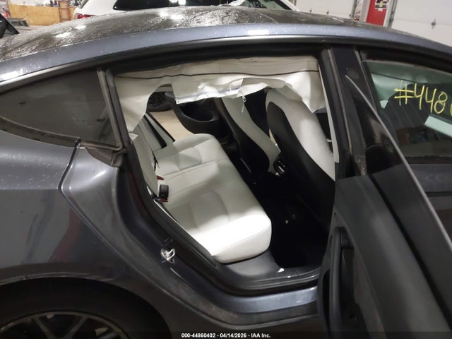 2023 Tesla Model 3 Long Range Dual Motor All-wheel Drive მანქანა იყიდება აუქციონზე, vin: 5YJ3E1EB6PF637162, აუქციონის ნომერი: 44860402