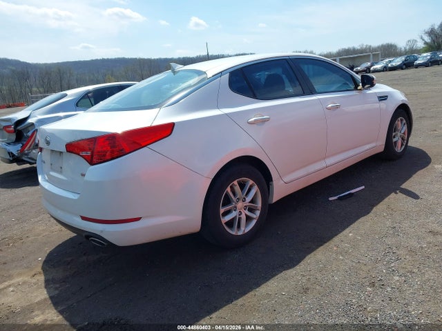 Продажа на аукционе авто 2012 Kia Optima Lx, vin: 5XXGM4A78CG071200, номер лота: 44860403