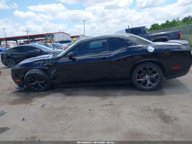 2017 Dodge Challenger Sxt Plus მანქანა იყიდება აუქციონზე, vin: 2C3CDZAG0HH648970, აუქციონის ნომერი: 44860418