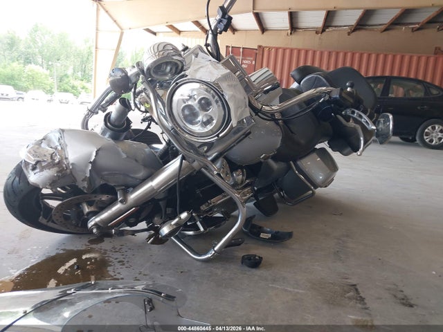 Harley-Davidson FLHR 2019 1HD1FBC17KB666006 Image 2