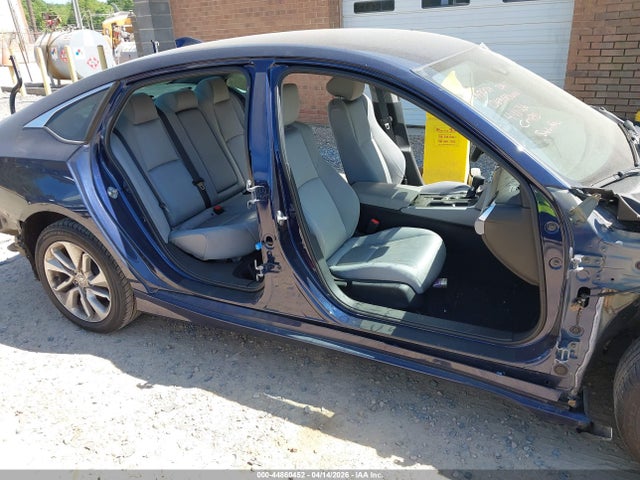 Продажа на аукционе авто 2018 Honda Accord Lx, vin: 1HGCV1F19JA069190, номер лота: 44860452