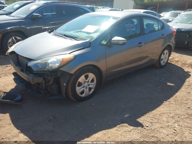2016 Kia Forte Lx მანქანა იყიდება აუქციონზე, vin: KNAFX4A68G5593813, აუქციონის ნომერი: 44860480