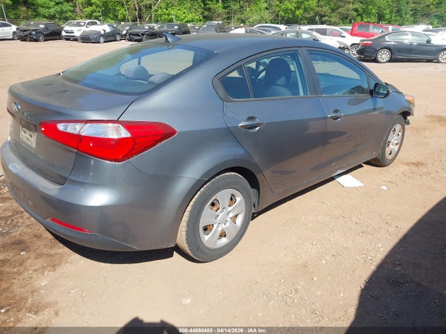 2016 Kia Forte Lx მანქანა იყიდება აუქციონზე, vin: KNAFX4A68G5593813, აუქციონის ნომერი: 44860480