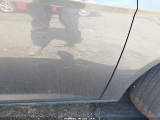 44860528 :رقم المزاد ، 1FADP3FE4HL250617 vin ، 2017 Ford Focus Se مزاد بيع