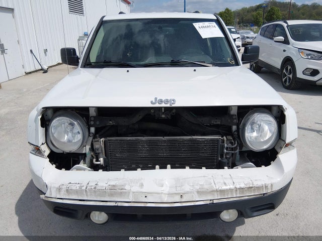 44860534 :رقم المزاد ، 1C4NJPBB9FD358693 vin ، 2015 Jeep Patriot Sport مزاد بيع
