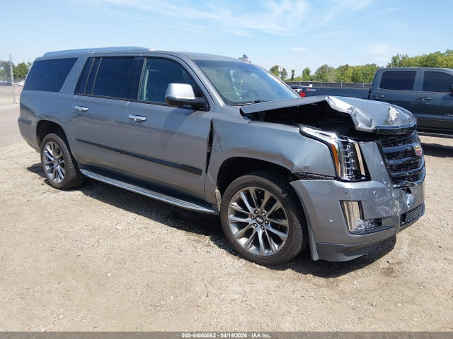 Продажа на аукционе авто 2020 Cadillac Escalade Esv 2wd Luxury, vin: 1GYS3HKJ1LR198635, номер лота: 44860562